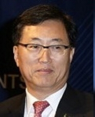 최중경 전 지식경제부 장관.   [한국공인회계사회 제공]